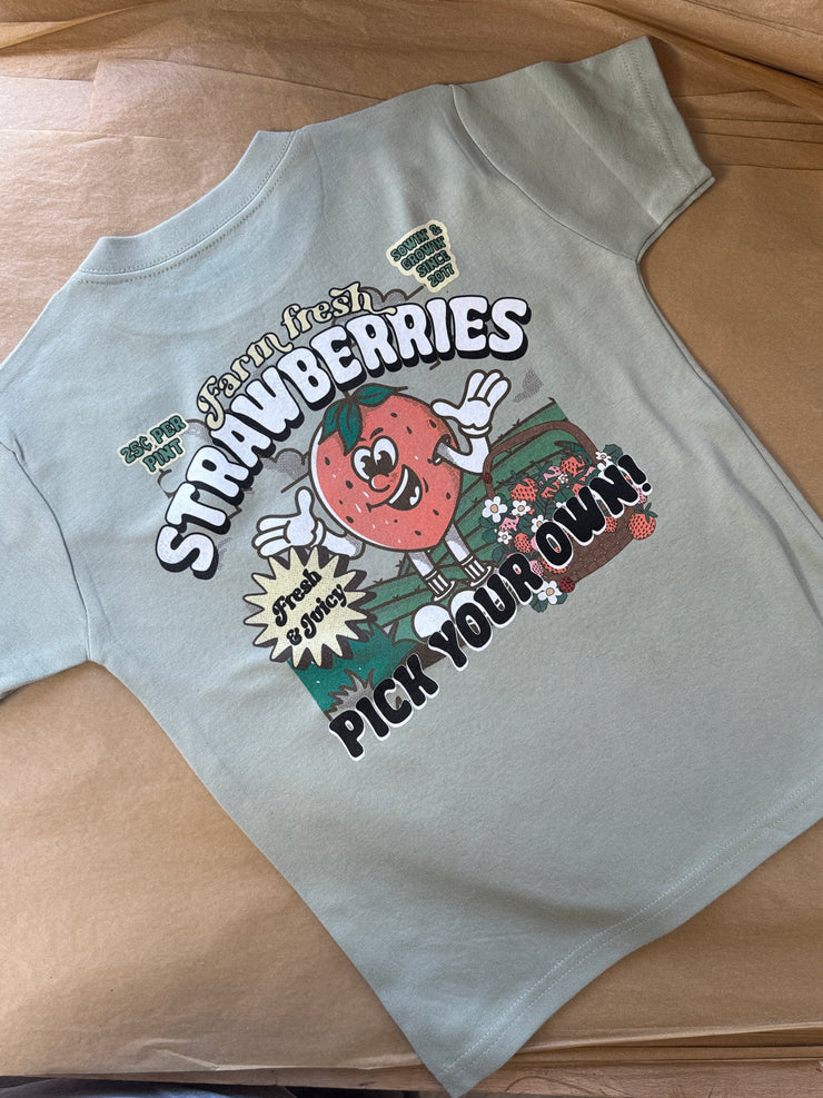 4-5 years sage strawberry tee