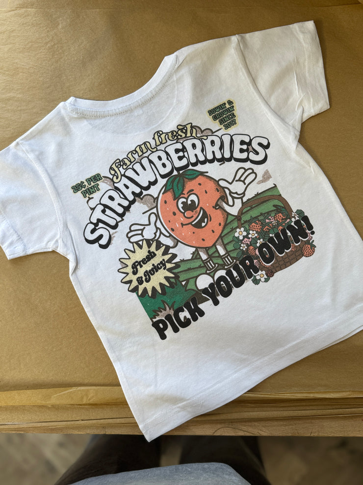 1-2 years white tee strawberry