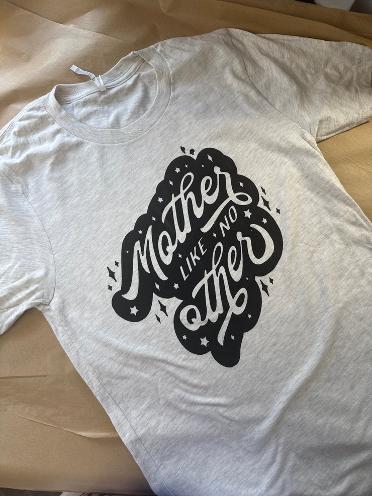 Xs (uk 6/8) mother like no other tee