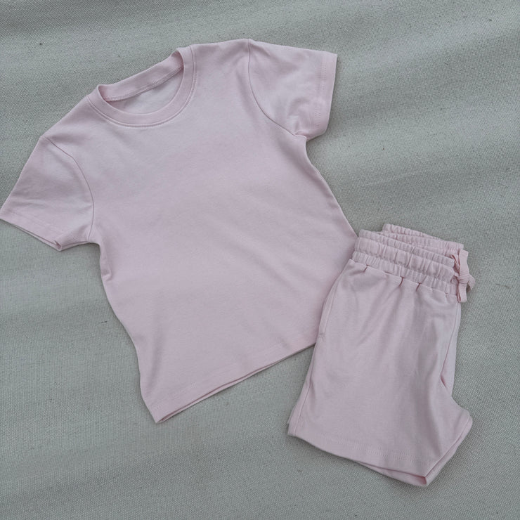 Making a racket tennis club shorts and t-shirt co-ord