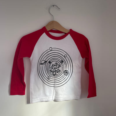 Pre-made - centre of universe red raglan - 6-12 months